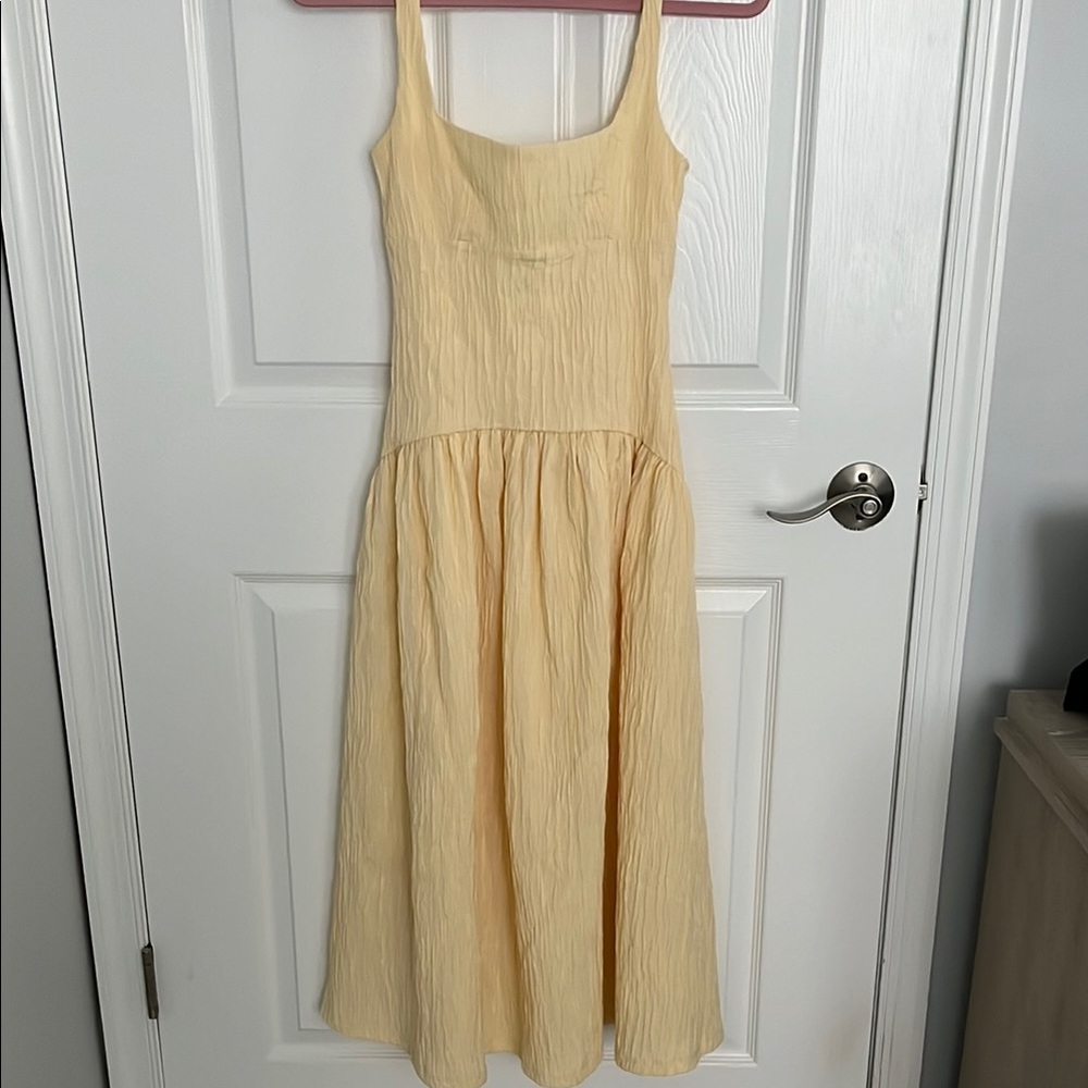 Zara Yellow Sleeveless Midi Sundress